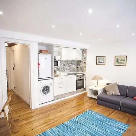 Bairro Alto - 2nd Floor * Lissabon